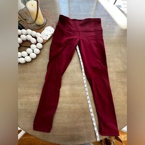 Lululemon women’s 8 lace mesh detail Burgundy Leggings